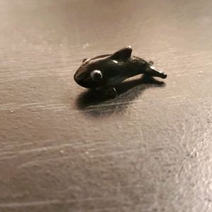 Glass figurine orca whale